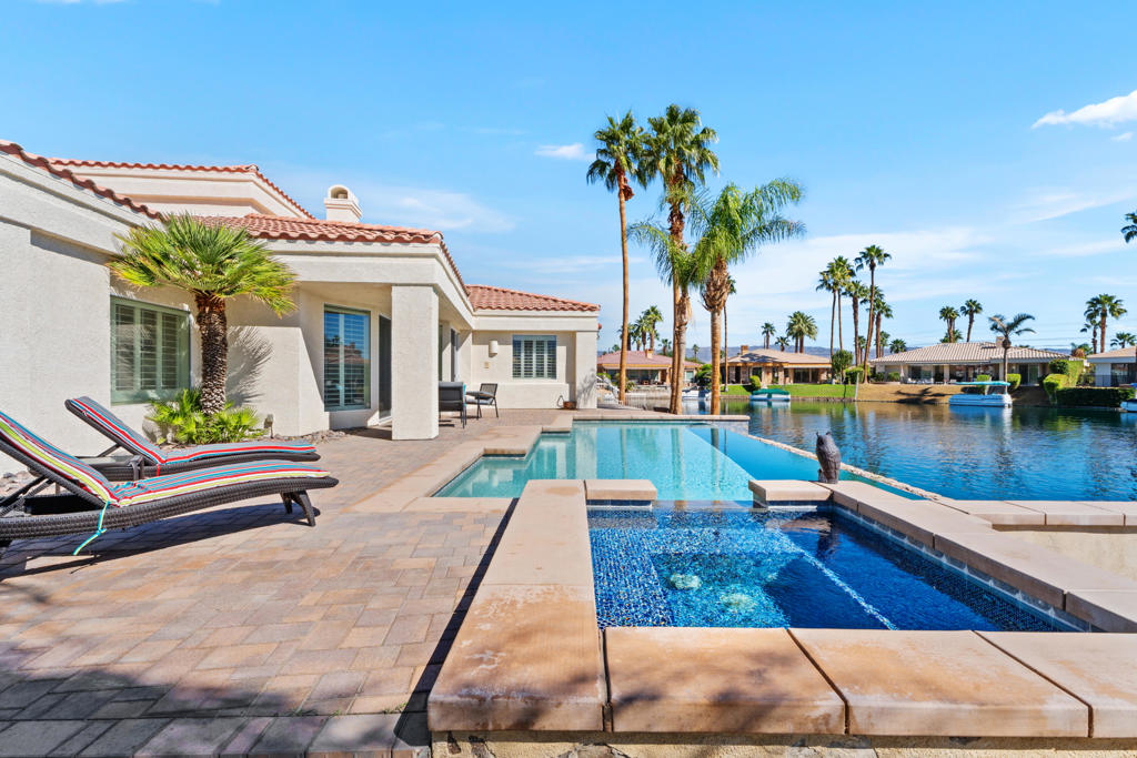 Lake La Quinta - Residential