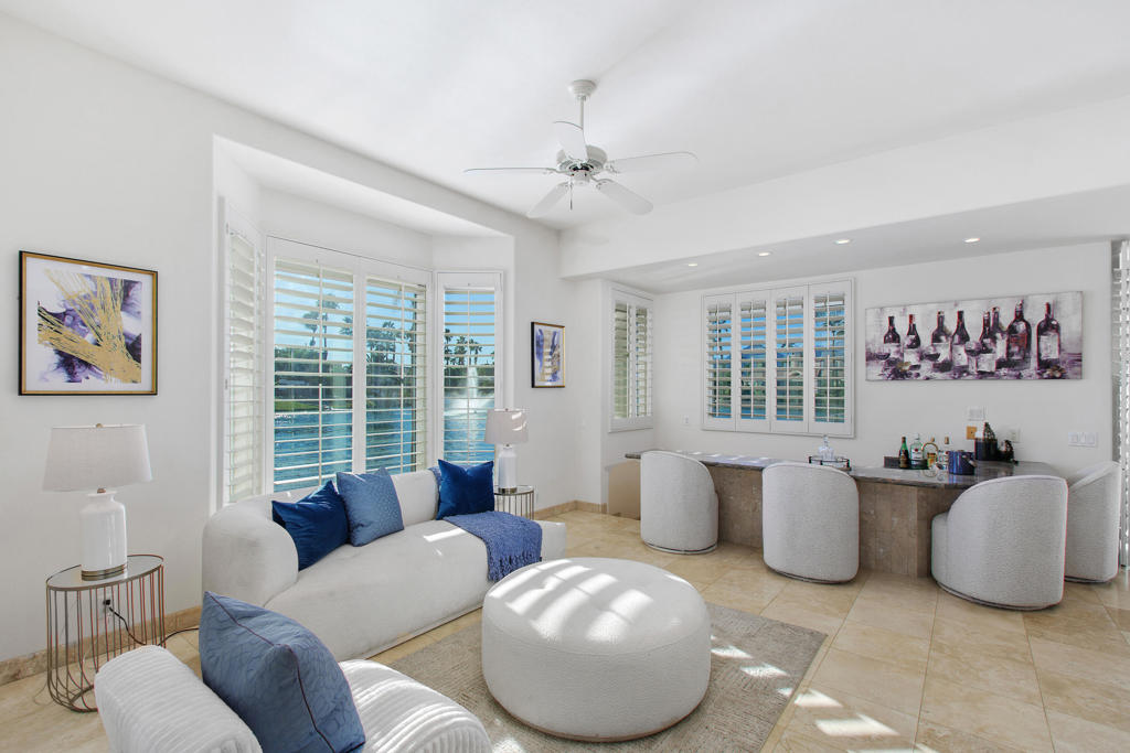 Lake La Quinta - Residential