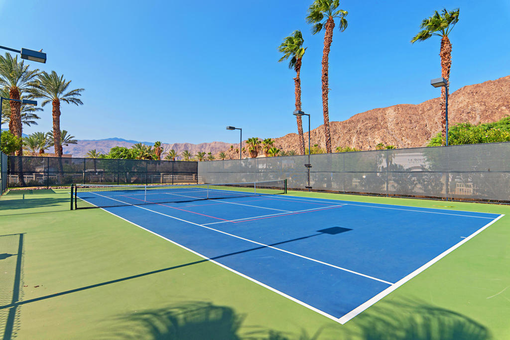 Lake La Quinta - Residential