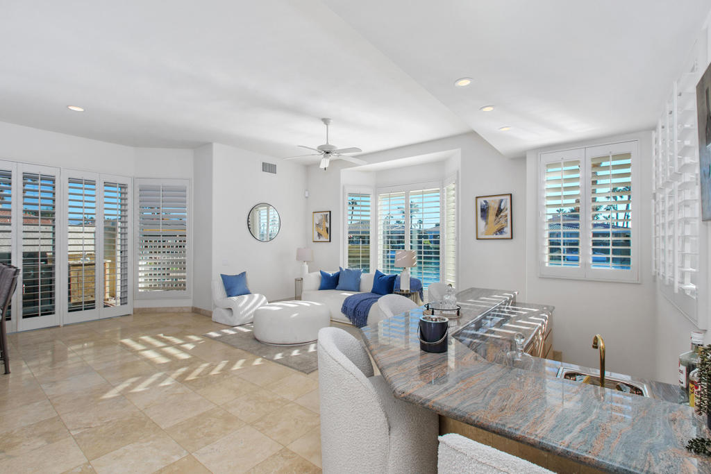 Lake La Quinta - Residential