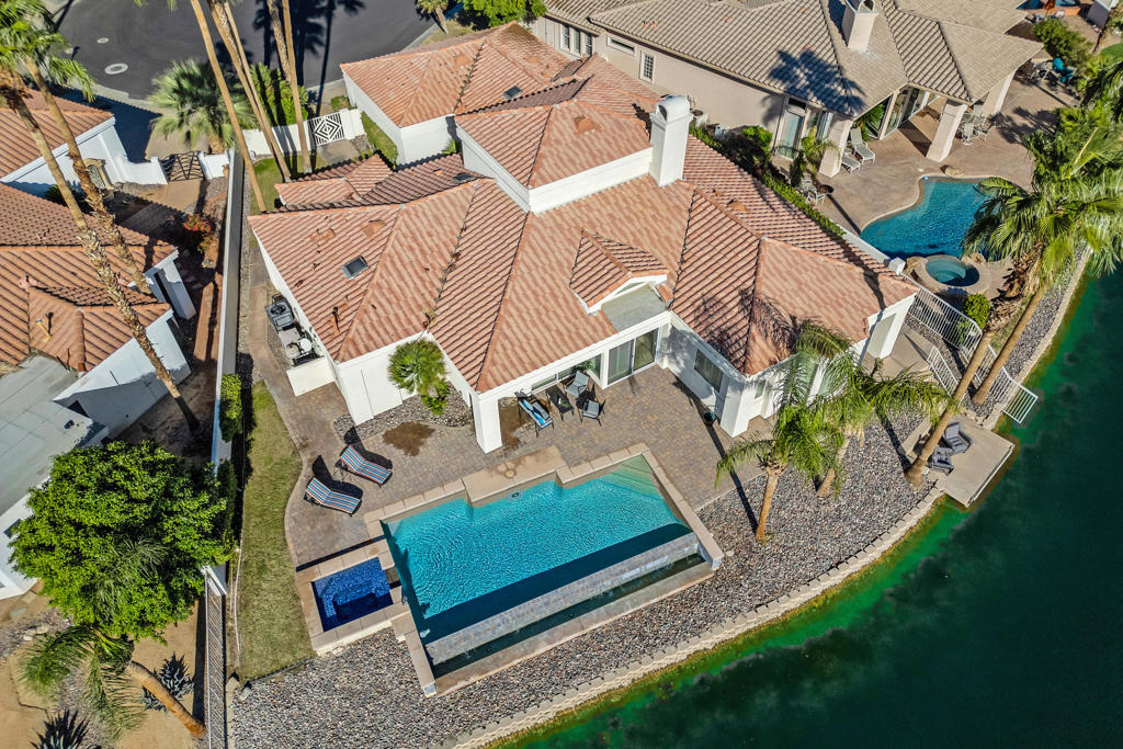 Lake La Quinta - Residential