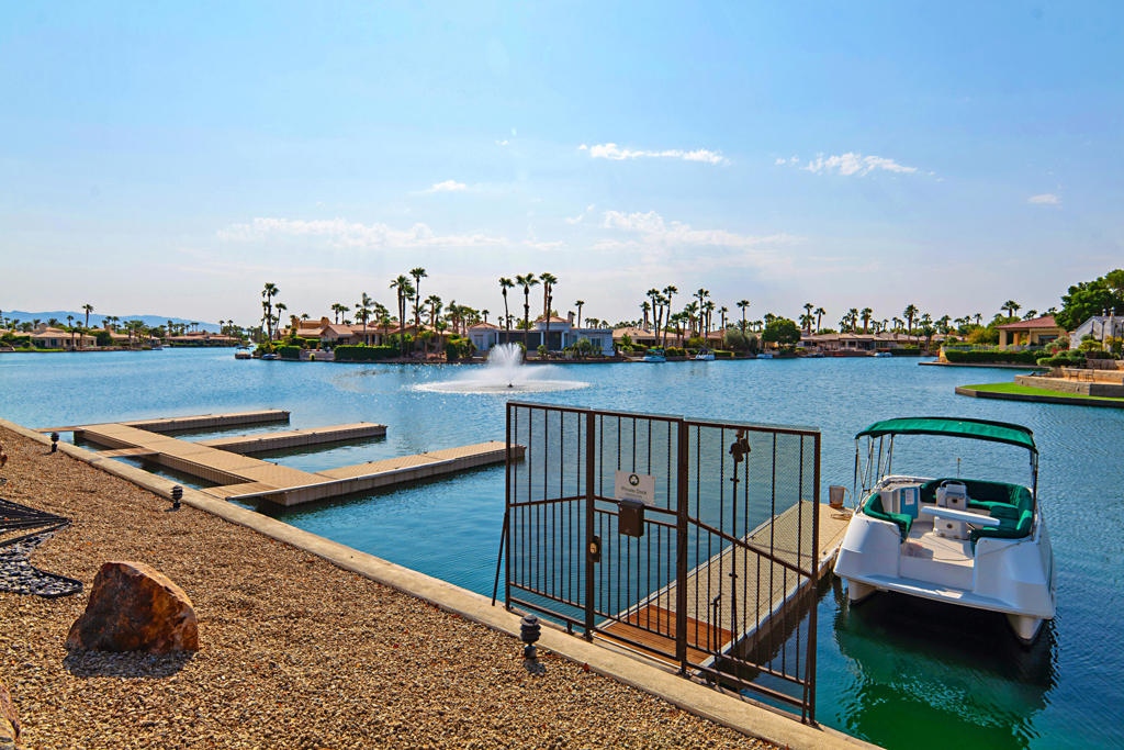 Lake La Quinta - Residential