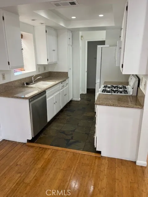 MLS: PW26055940