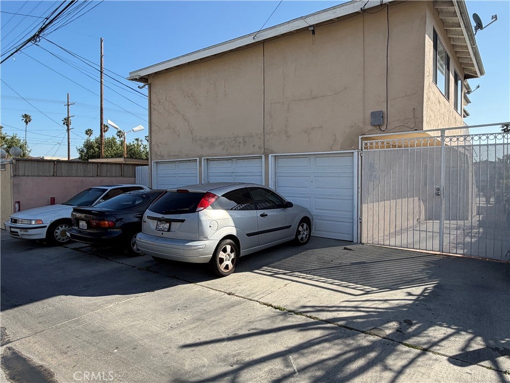 2217 Barbour Court