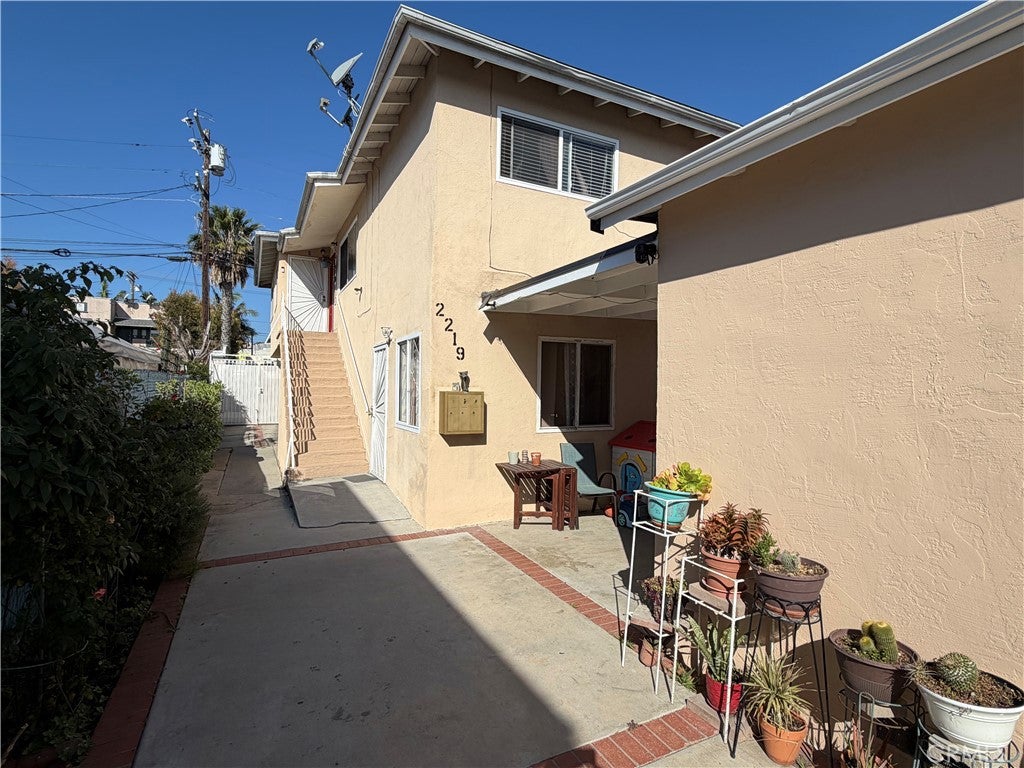 2217 Barbour Court