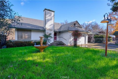 Photo of 17730 Pomo Trail, Clearlake Oaks, CA 95423 (MLS # LC25280736)