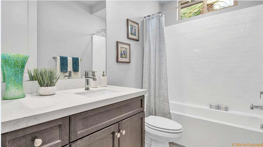 Agua Dulce - Residential