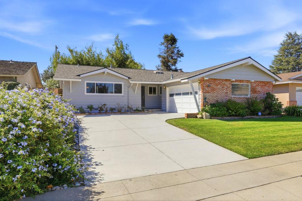 2493 La Mirada Drive