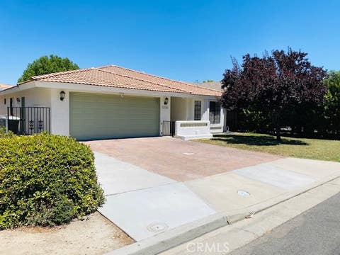 Photo of 24150 Cruise Circle DR, Canyon Lake, CA 92587 (MLS # TR26146724)