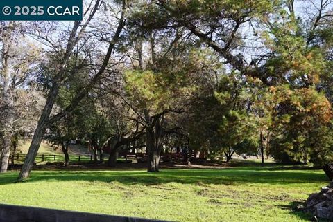 Photo of 0 Alameda Diablo, Diablo, CA 94528 (MLS # 41110028) Photo of 0 Alameda Diablo, Diablo, CA 94528 (MLS # 41110028)
