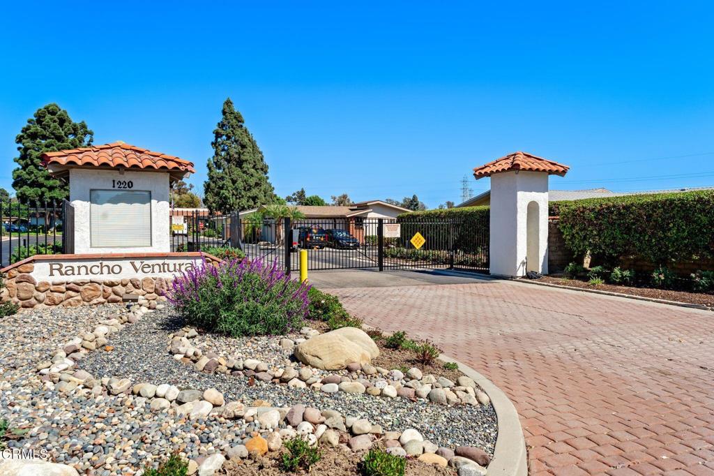 1220 Johnson Drive 2
