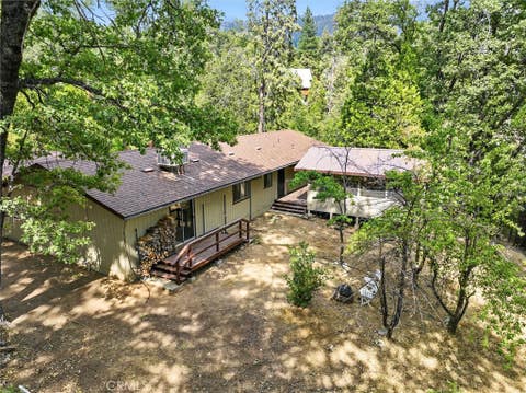 Photo of 59556 Cascadel Dr, North Fork, CA 93643 (MLS # FR25280843)