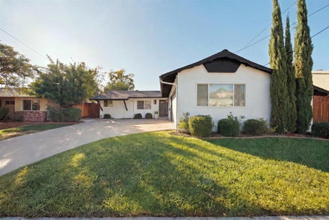 Photo of 6250 Lake Arrowhead Drive, San Diego, CA 92119 (MLS # NDP2609403)