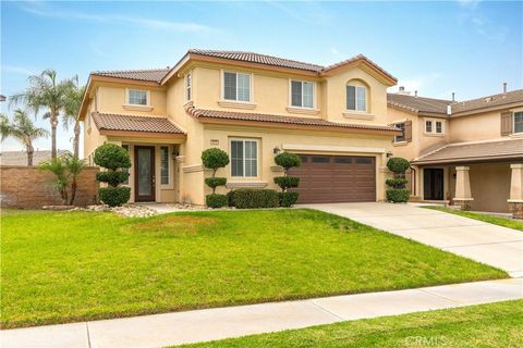 15751 Snowy Peak Fontana CA 92336