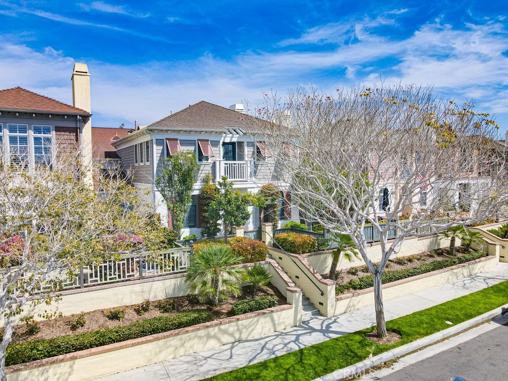 2569 Bungalow Place