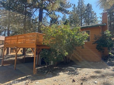 Photo of 26720 Redstart Dr, Wrightwood, CA 92397 (MLS # HD25234207) Photo of 26720 Redstart Dr, Wrightwood, CA 92397 (MLS # HD25234207)