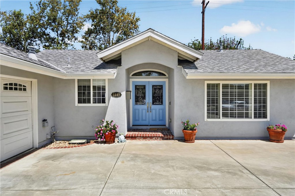 4445 E Alderdale
