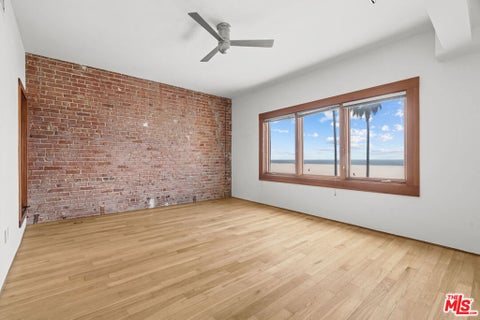 Photo of 8 Brooks Avenue #11, Venice, CA 90291 (MLS # 26845197)