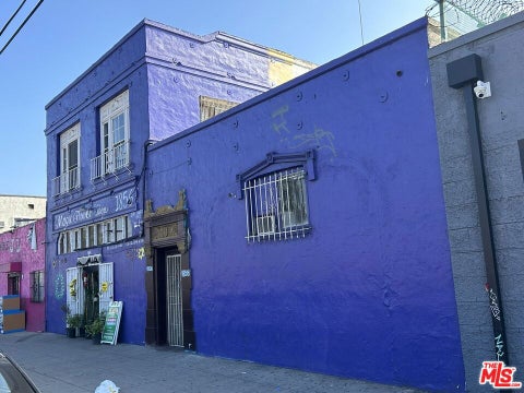 Photo of 1856 W Washington Boulevard, Los Angeles, CA 90007 (MLS # 26103995)