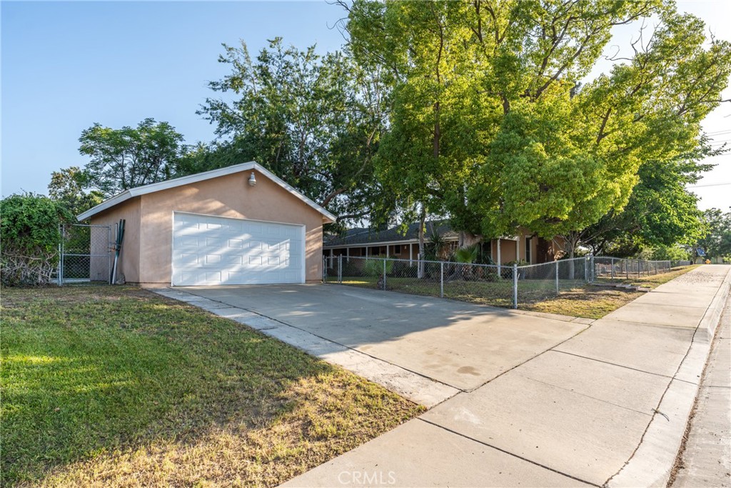 751 S Linden Avenue