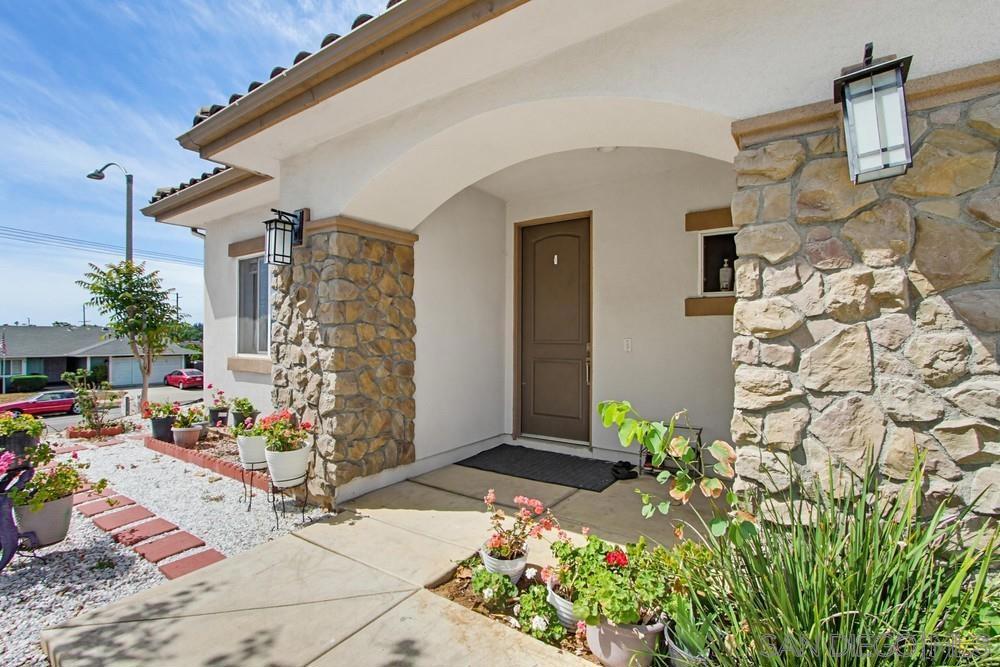 1675 FELICITAS LANE