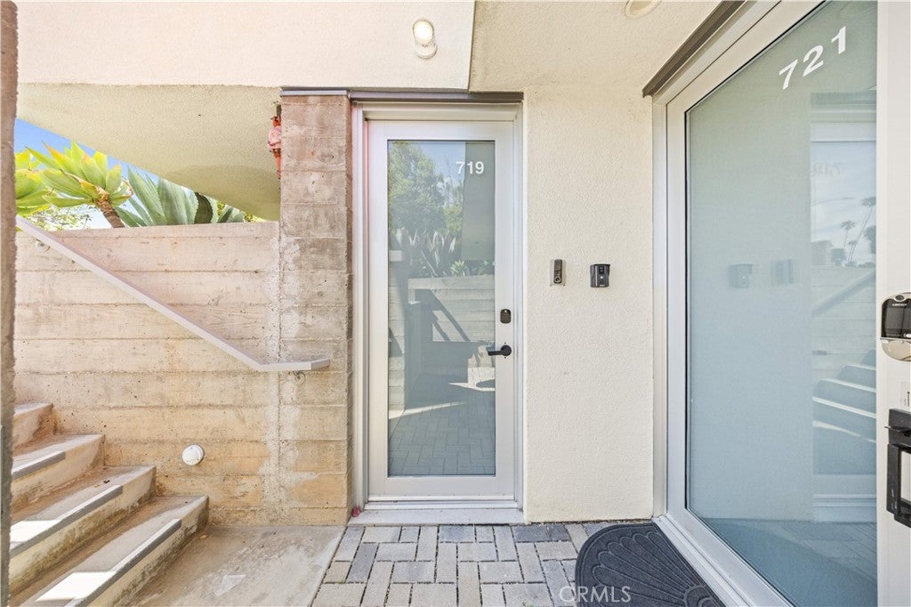 719 Venice Boulevard