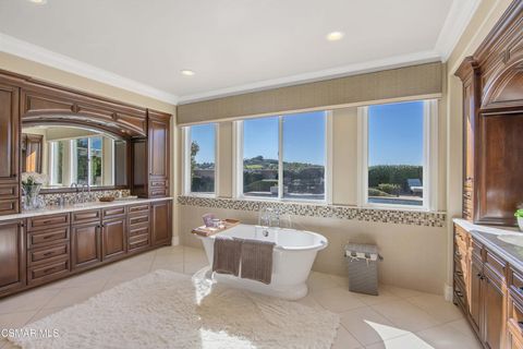 Tiny photo for 14158 Oneida Court, Moorpark, CA 93021 (MLS # 226000760)