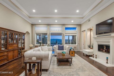 Tiny photo for 14158 Oneida Court, Moorpark, CA 93021 (MLS # 226000760)