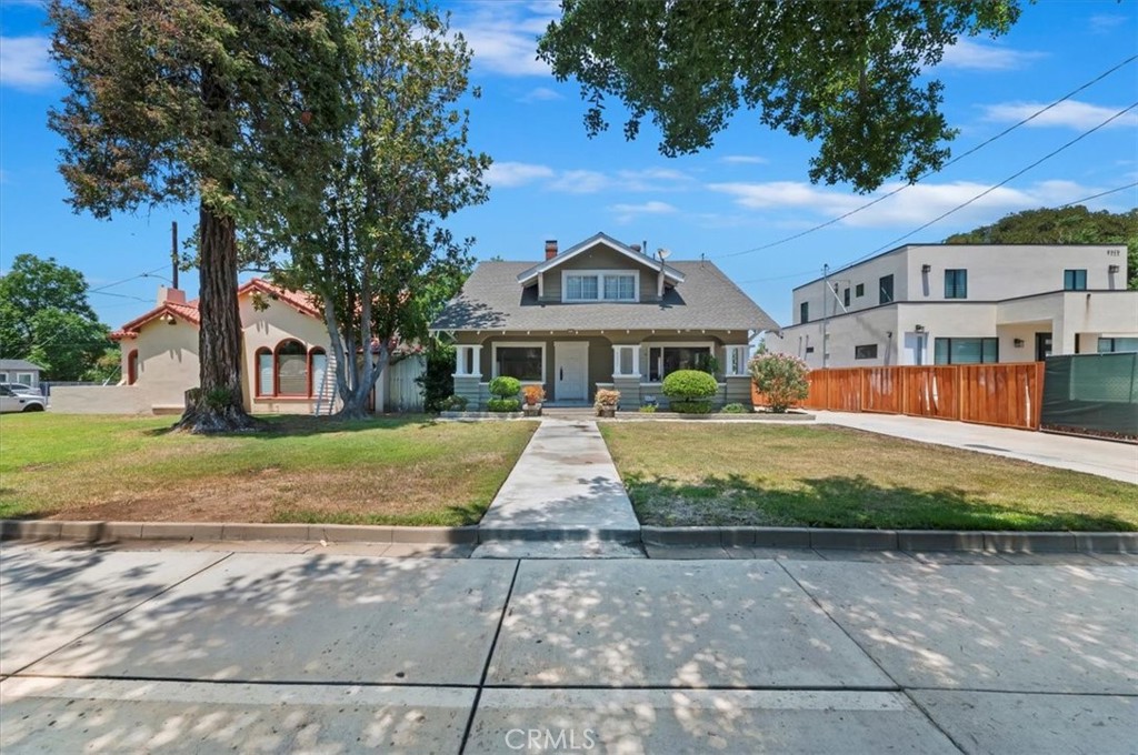 9335 Magnolia Avenue