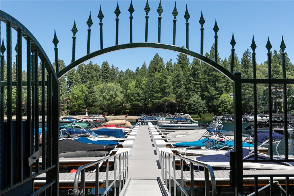 Arrowhead Woods (AWHW) - Residential