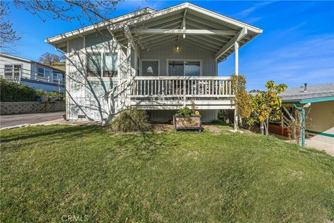 Photo of 460 Walnut Drive, Lakeport, CA 95453 (MLS # LC26018164)