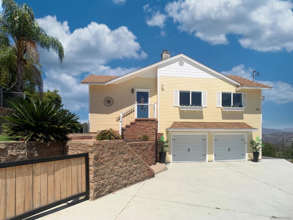 205 HIGHLINE TRAIL