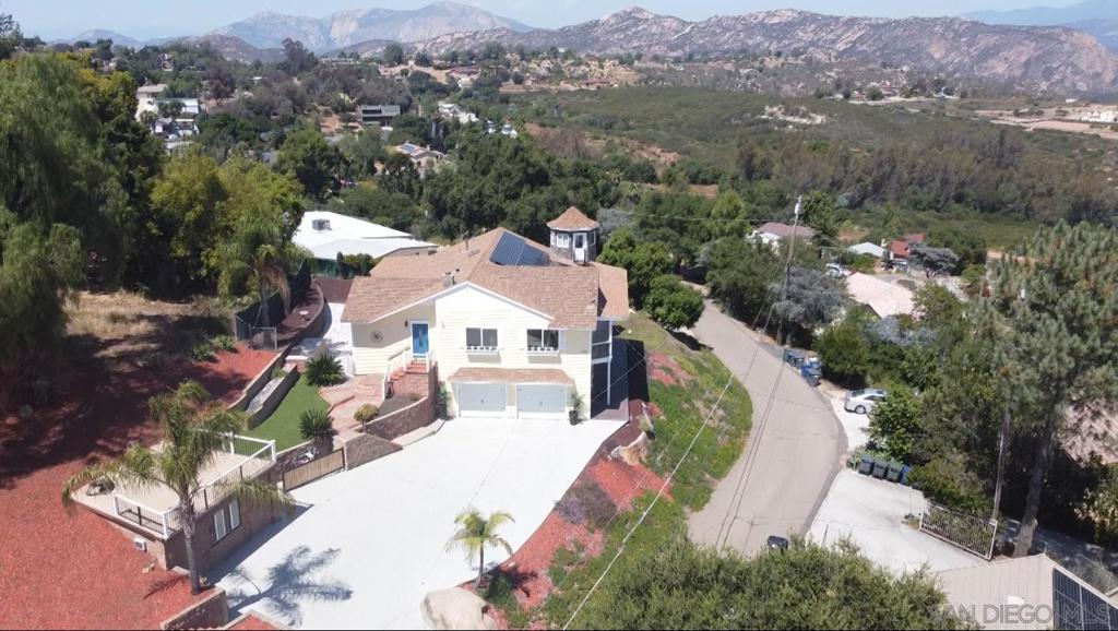 205 HIGHLINE TRAIL