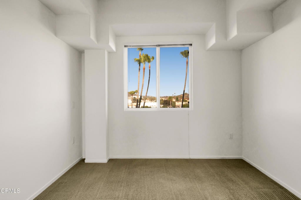 124 W Colorado Street 401
