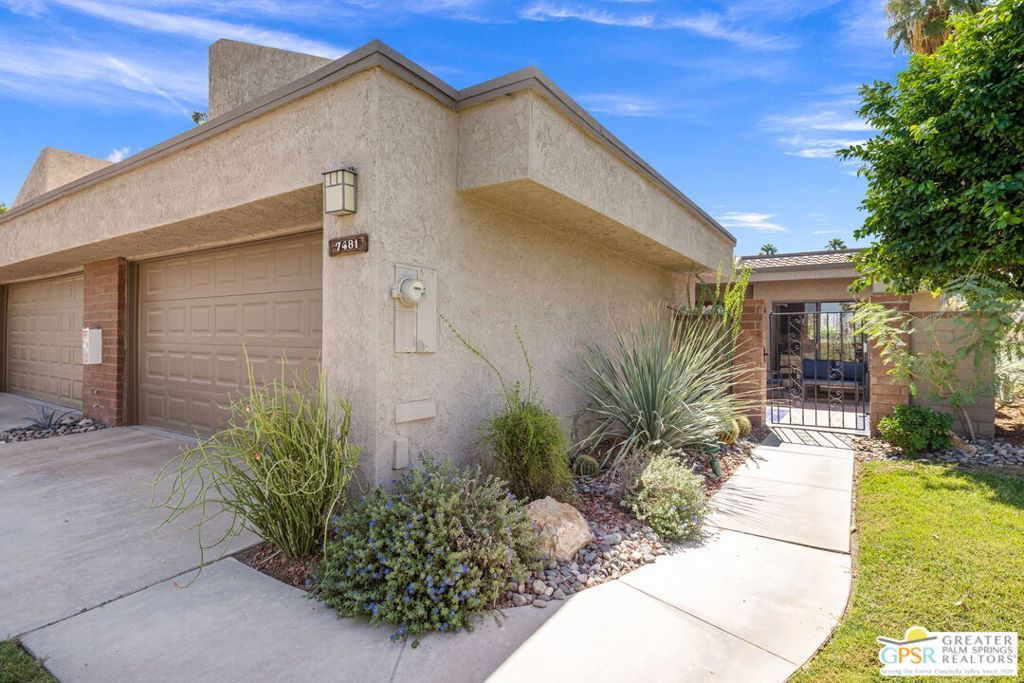 Photo of 7481 Paseo Azulejo, Palm Springs, CA 92264 (MLS # 25598775PS)