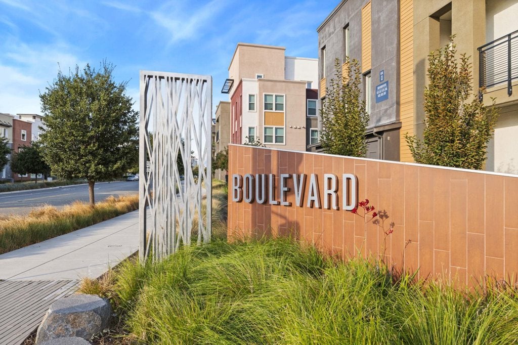 5581 Dublin Blvd Blvd, Dublin CA 94568