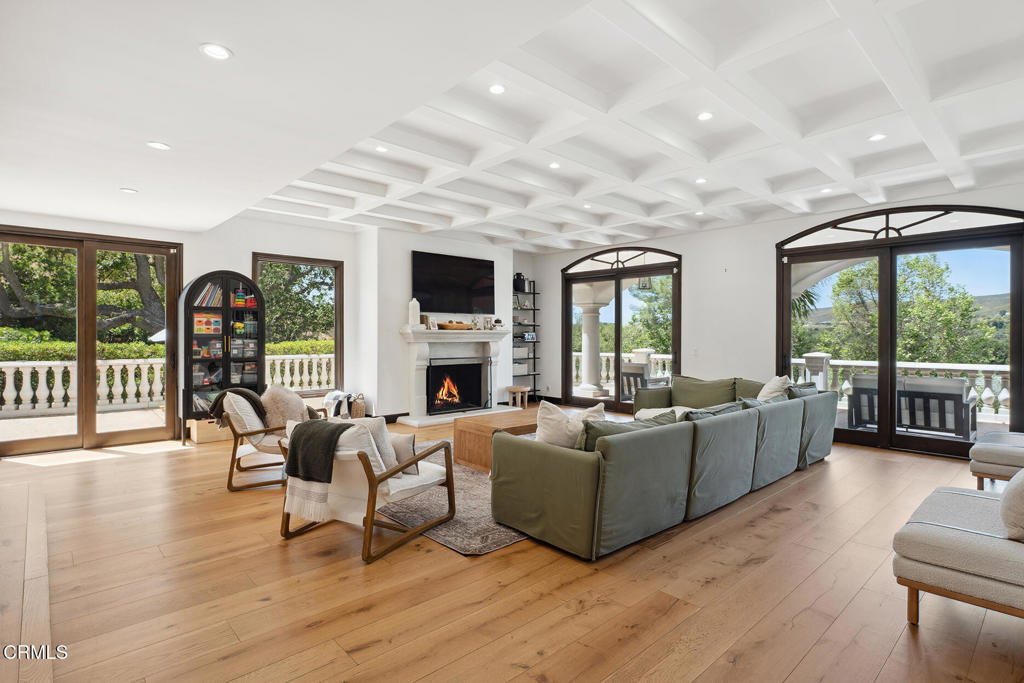 4548 Valley Spring Drive