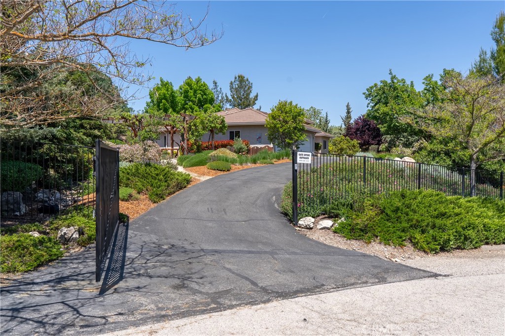 9539 Carmel Road