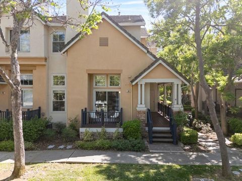 Photo of 361 Pacific Drive, Mountain View, CA 94043 (MLS # ML82045123)