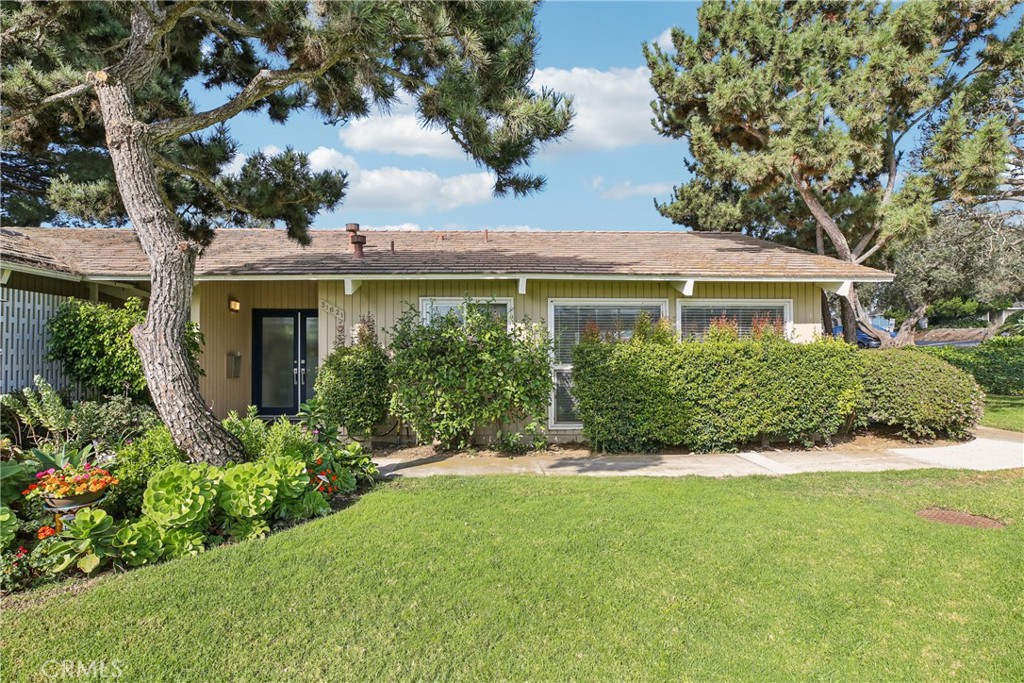 Welcome to this charming single-level 2-bedroom, 2-bath home, where comfort meets coastal living. From the living room, enjoy peekaboo ocean views that bring a touch of the sea into your everyday.
The open floor plan features cathedral ceilings, hardwood floors throughout, and abundant natural light, creating a bright and airy atmosphere. Both bathrooms have been thoughtfully upgraded, offering modern style and convenience. The detached 2 car garage is right around the corner for easy access!
The expansive backyard is a true treasure—anchored by a beautiful mature tree and offering endless possibilities, whether you dream of a garden, play area, or peaceful retreat.
The drive to the property alone is breathtaking, with sweeping mountain views that set the tone for serene living. Just down the hill, refreshing coastal breezes await, along with quick access to beaches, shops, and dining.
This home offers the perfect blend of relaxation and convenience—truly a must-see!