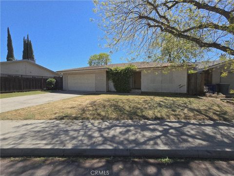Photo of 1964 Sierra Court, Merced, CA 95340 (MLS # MC26072113)
