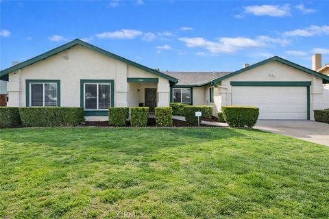1584 Buckeye Street Highland CA 92346