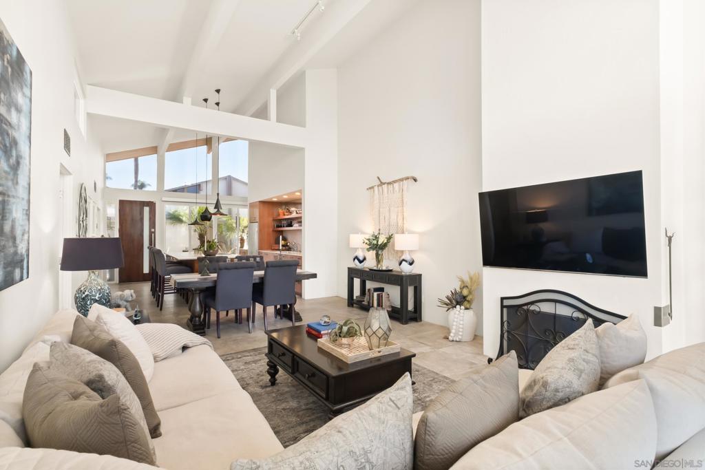 Rancho Santa Fe - Residential