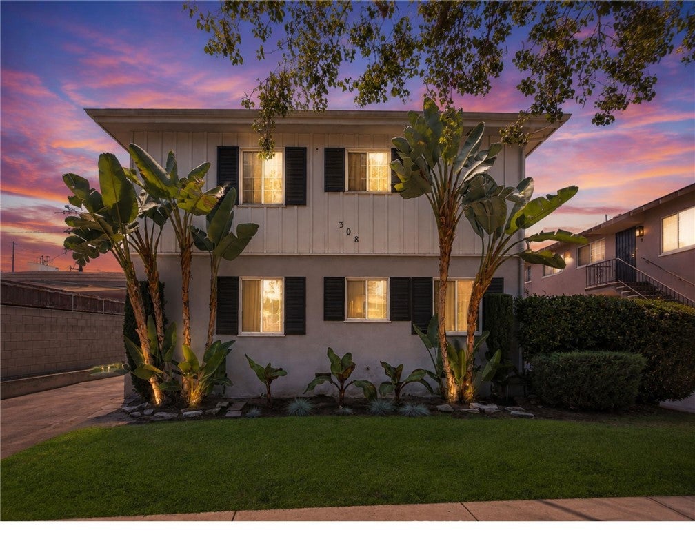 308 E Maple APT 5 ST