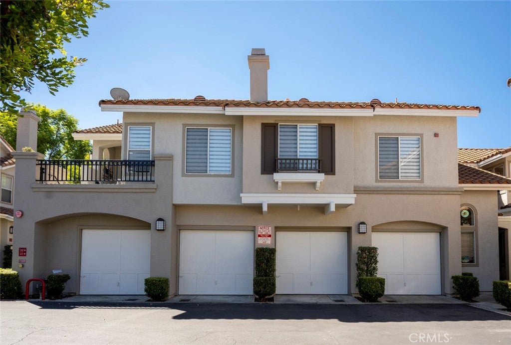 210 California Court