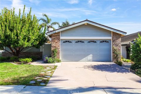 Photo of 27352 Vista Azul, Dana Point, CA 92624 (MLS # OC25247967) Photo of 27352 Vista Azul, Dana Point, CA 92624 (MLS # OC25247967)