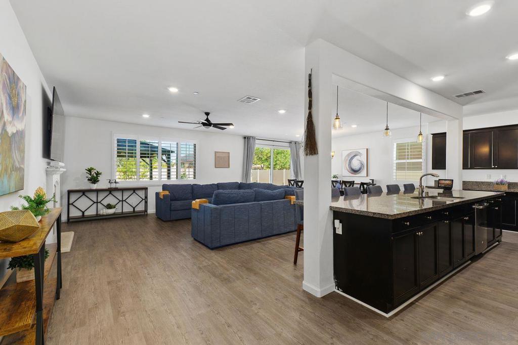 23318 Crystal Way