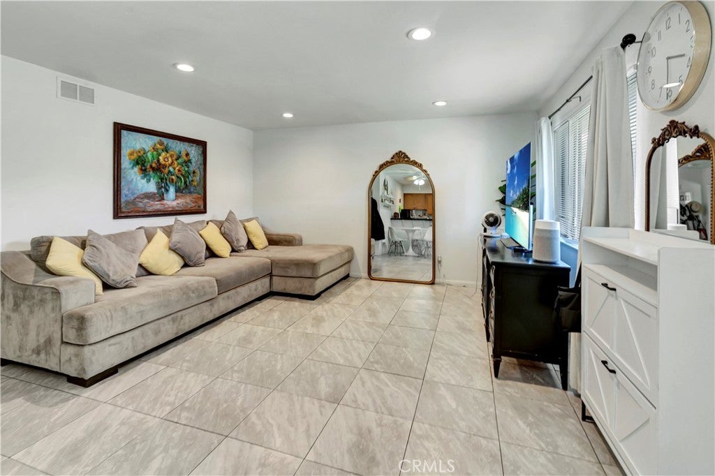 32182 Paseo Carolina, San Juan Capistrano CA 92675 - Photo 7