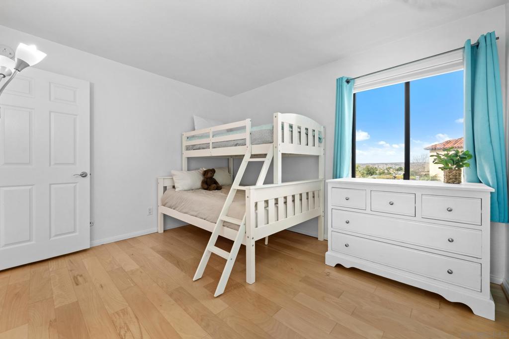 Del Cerro - Residential