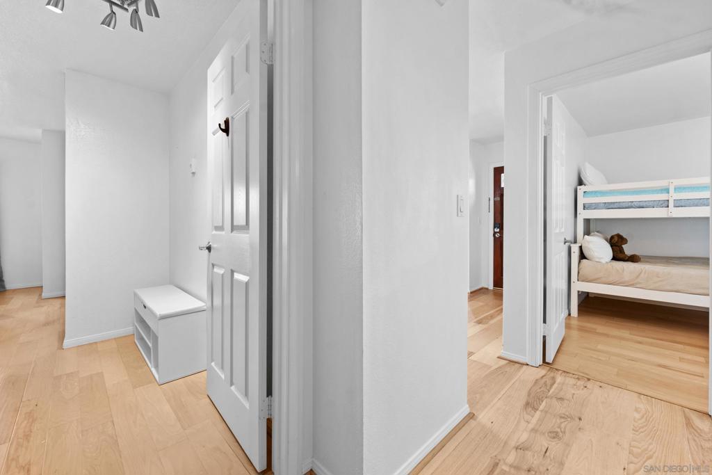 Del Cerro - Residential